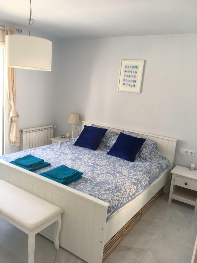 2 Bedroom Apartment In The Old Town, Close To The Beach L' Escala Extérieur photo
